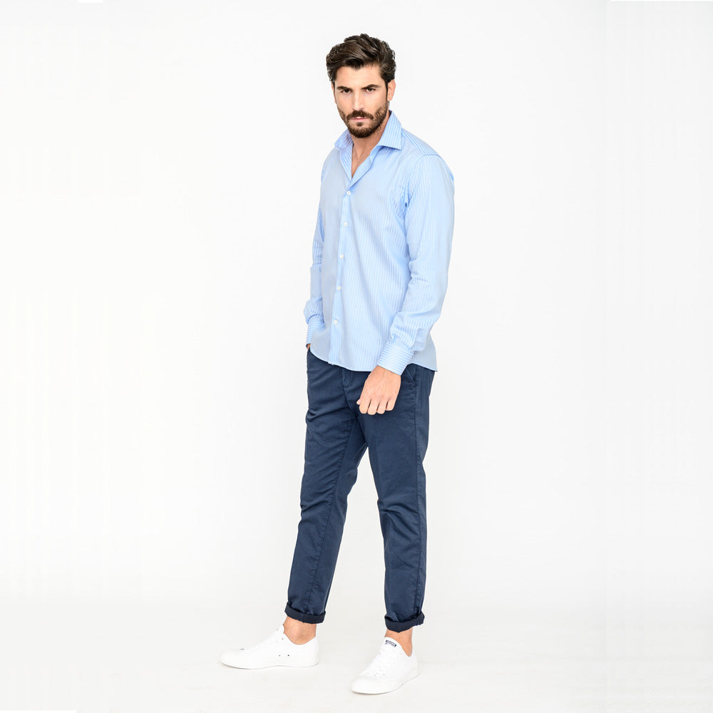 Camicia-uomo-azzurra-elegante