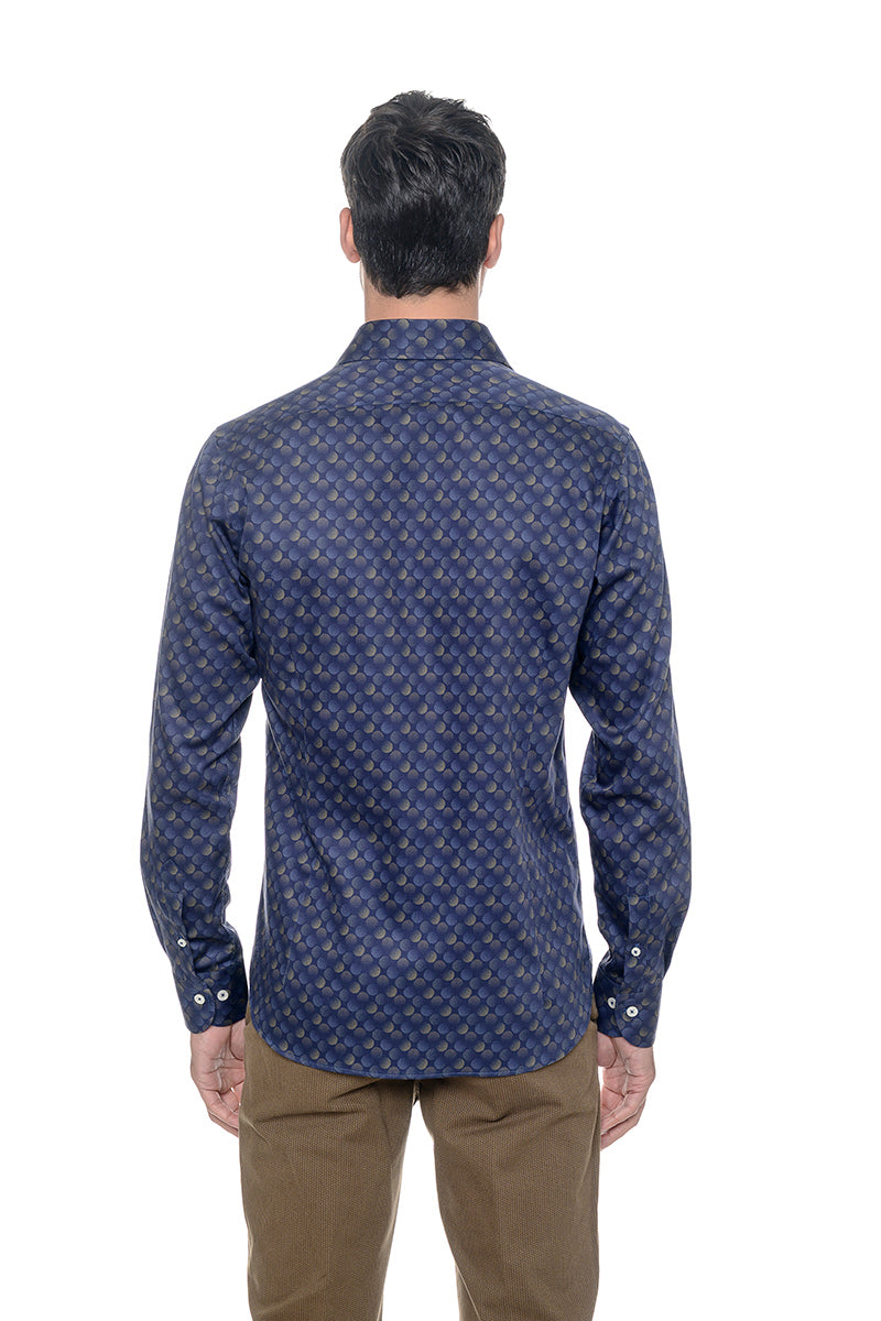 Camicia cotone 100% - disegni sfumati su fondo blu